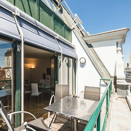 Duschel Apartments City Center Wina Bagian luar foto
