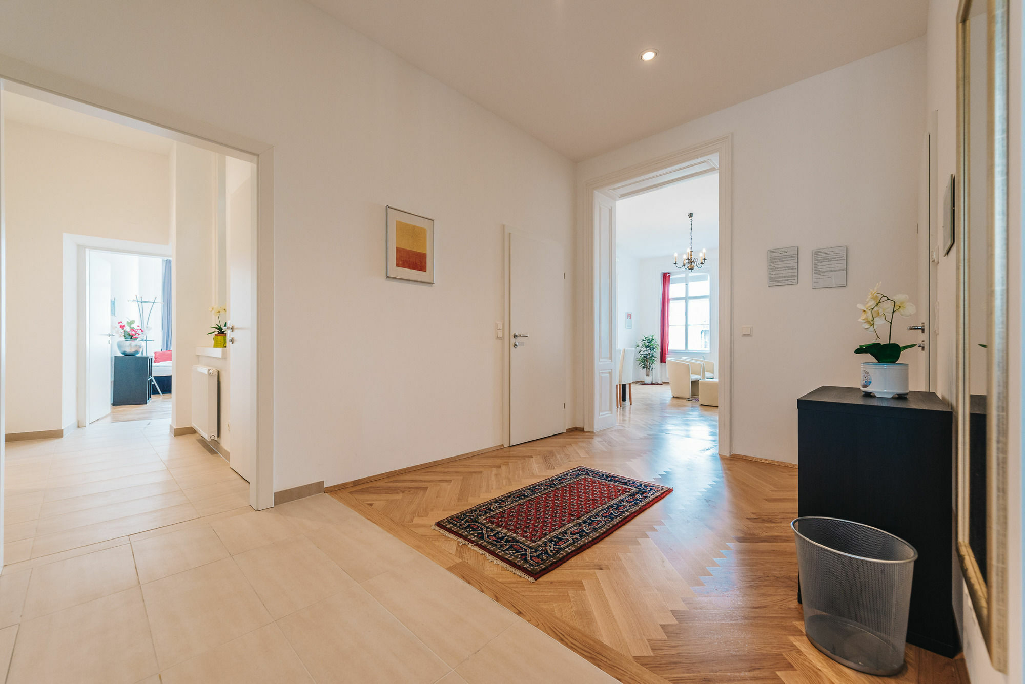 Duschel Apartments City Center Wina Bagian luar foto