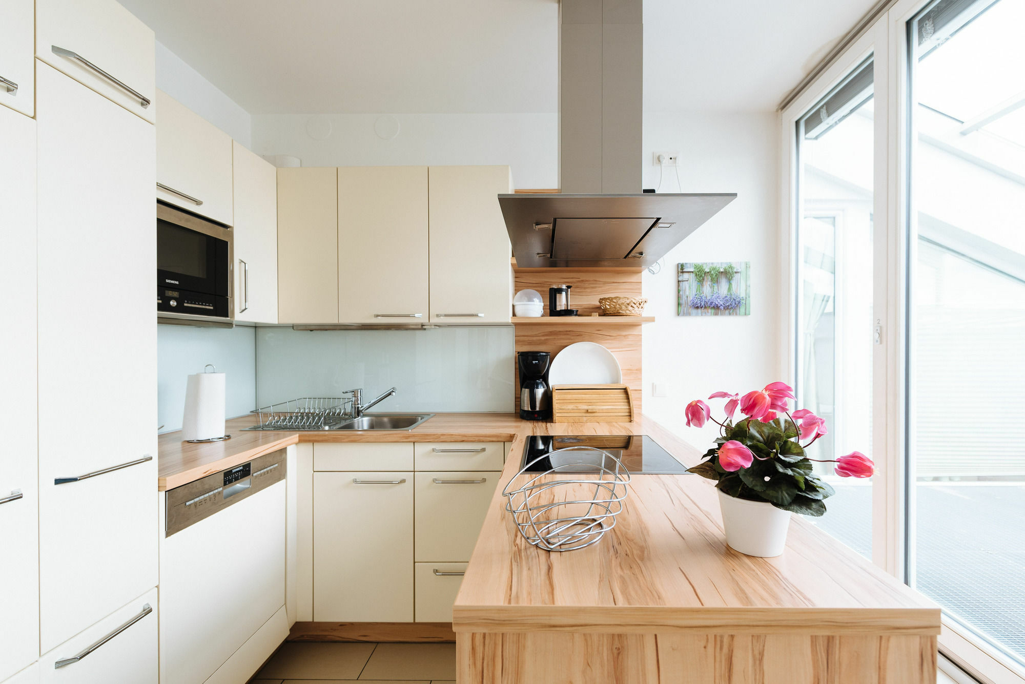Duschel Apartments City Center Wina Bagian luar foto